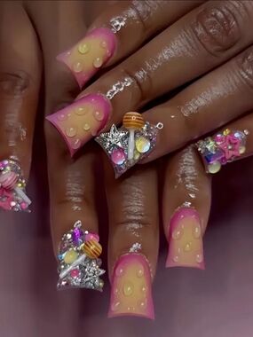 24 PCS Pink & Cream 3D Embellished Nail Art Set INCLUDES A FREE SET